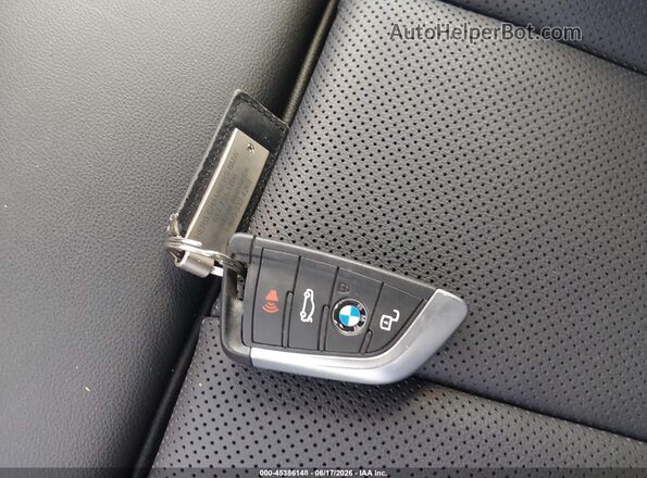 5UX53DP04R9W53903 2024 BMW X3 Black Vista del salpicadero