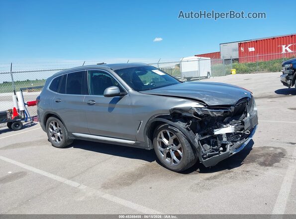 5UX53DP05P9S20765 2023 BMW X3 Gray Вид задньої частини салону