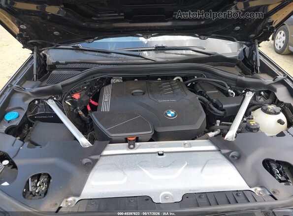 5UX53DP06N9L47103 2022 BMW X3 Black Widok z tyłu