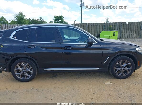 5UX53DP06N9L47103 2022 BMW X3 Black Widok wnętrza 360 stopni