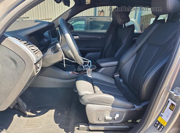 5UX53DP06P9S81087 2023 BMW X3 Серый Вид салона спереди