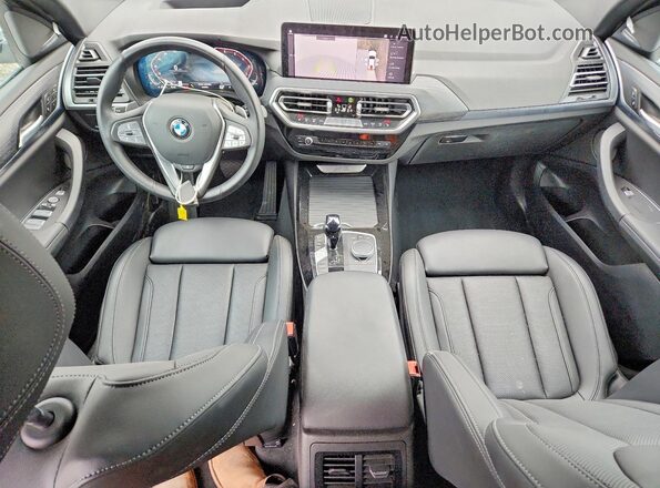 5UX53DP06R9X09601 2024 BMW X3 White Вид панелі приладів