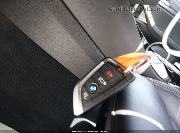 5UX53DP07N9K40352 2022 BMW X3 Черный Вид панели приборов