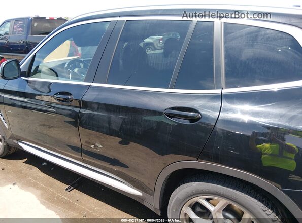 5UX53DP07N9K40352 2022 BMW X3 Черный Панорамный вид салона 360°