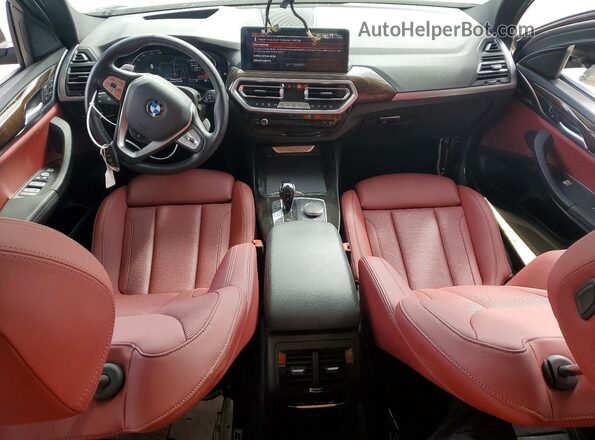 5UX53DP07R9W09541 2024 BMW X3 Gray Dashboard view
