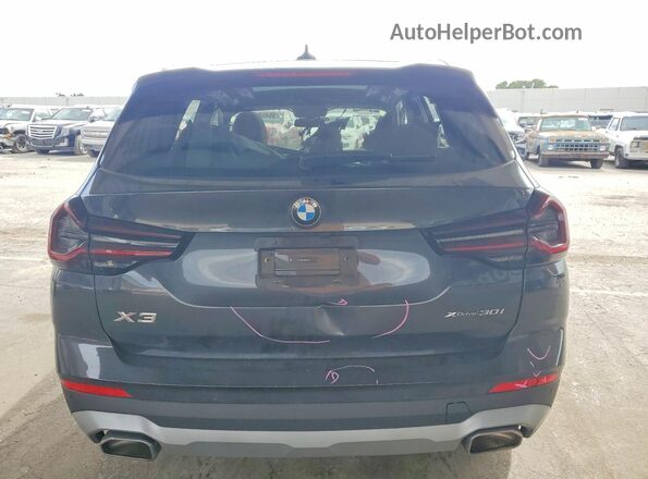 5UX53DP07R9W09541 2024 BMW X3 Gray Rear view