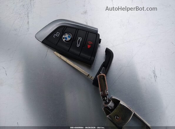 5UX53DP07R9X46236 2024 BMW X3 Серый Вид панели приборов