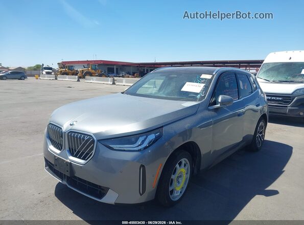 5UX53GP04T9219229 2026 BMW X3 Gray Front left