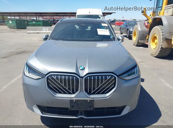 5UX53GP04T9219229 2026 BMW X3 Gray Front view