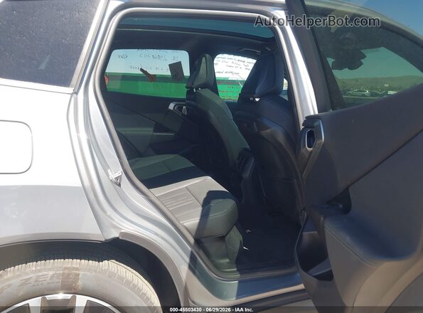 5UX53GP04T9219229 2026 BMW X3 Gray VIN sticker view