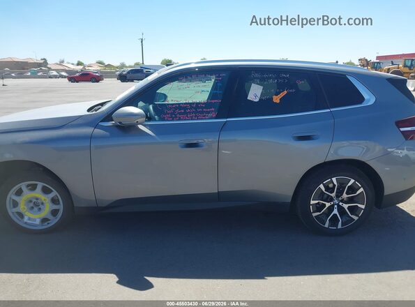 5UX53GP04T9219229 2026 BMW X3 Gray Rear interior view