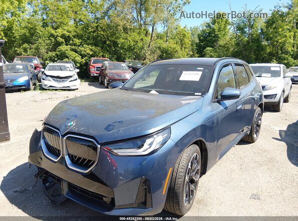 5UX53GP06S9018365 2025 BMW X3 Blue წინა მარცხენა ხედი სამი მეოთხედიდან