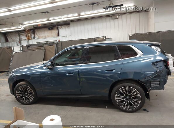 5UX53GP0XS9Y33376 2025 BMW X3 Blue 360 interior view