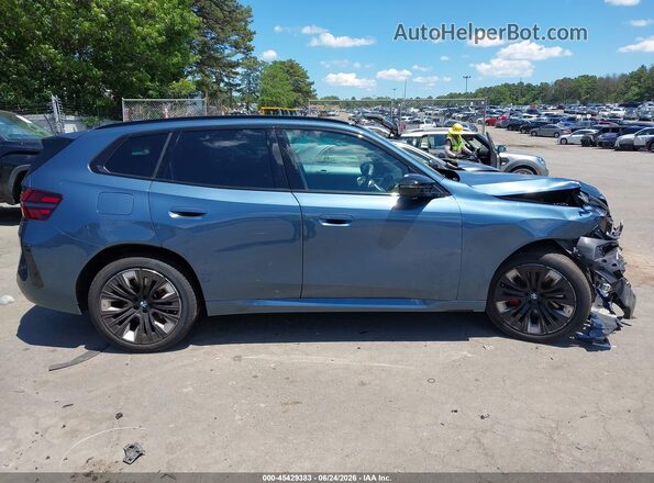 5UX73GP09S9100258 2025 BMW X3 Blue Widok wnętrza z tyłu
