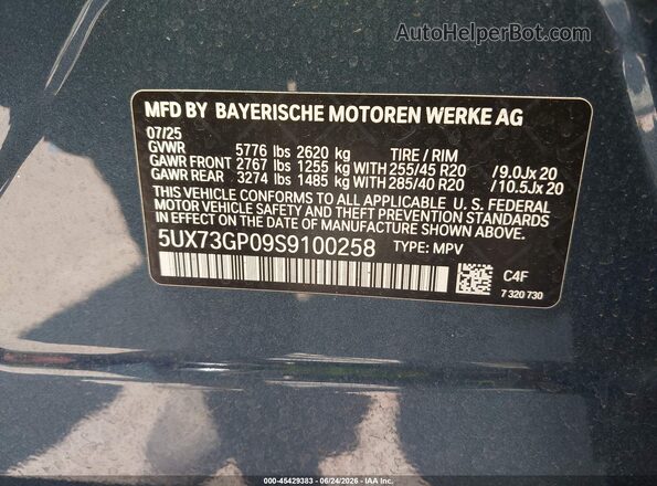 5UX73GP09S9100258 2025 BMW X3 Blue Widok komory silnika