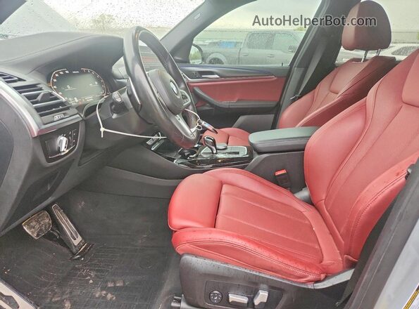 5UX83DP02P9P97377 2023 BMW X3 Gray Front interior view