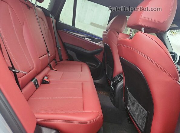 5UX83DP02P9P97377 2023 BMW X3 Gray Rear interior view