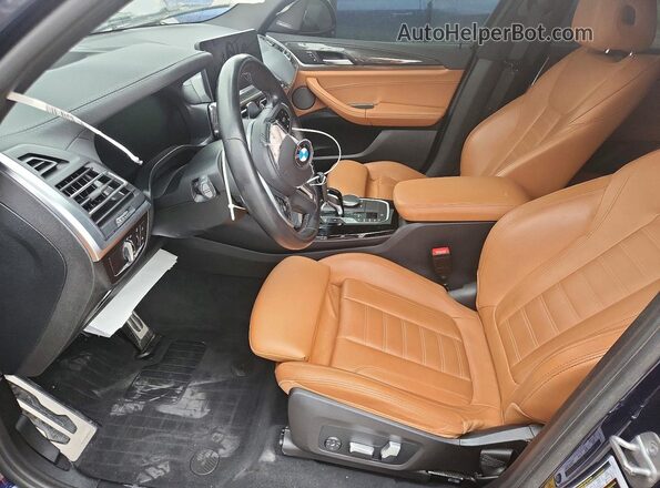 5UX83DP04P9P74134 2023 BMW X3 Синий Вид салона спереди