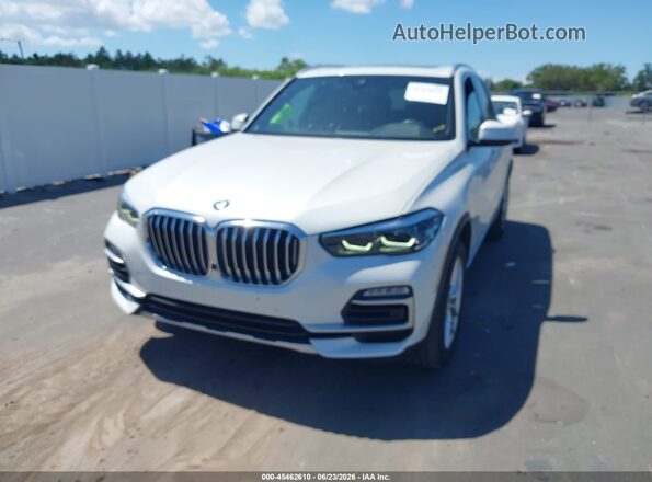 5UXCR4C00L9C89212 2020 BMW X5 White Front left