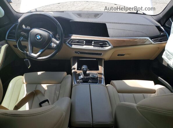 5UXCR4C00LLW65066 2020 BMW X5 White Вид панелі приладів