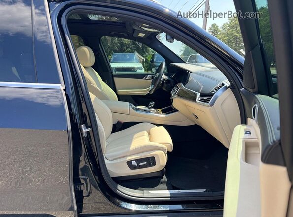5UXCR4C01M9D94830 2021 BMW X5 Black Դիմացի տեսք