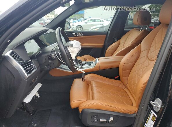 5UXCR4C01P9R07298 2023 BMW X5 Black Widok wnętrza z przodu