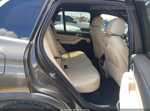 5UXCR4C06LLT19751 2020 BMW X5 Коричневый Вид наклейки с VIN-кодом