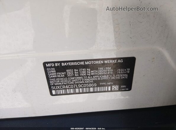 5UXCR4C07L9C05869 2020 BMW X5 White ძრავის განყოფილების ხედი