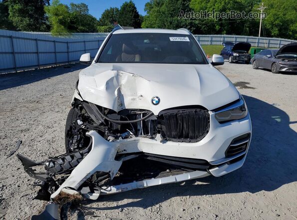5UXCR4C08P9P47582 2023 BMW X5 White Front view