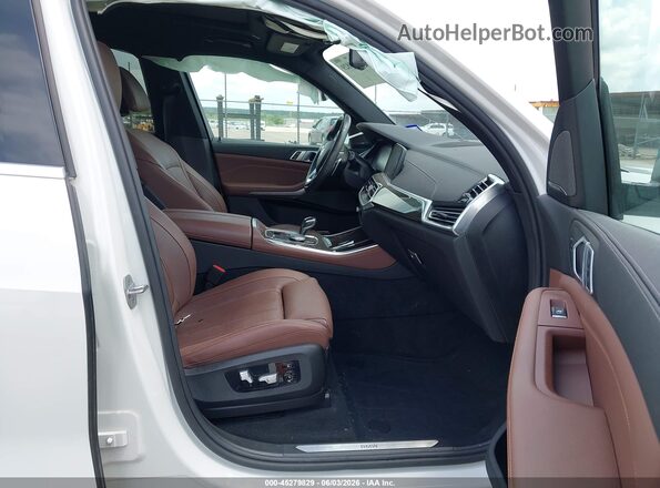 5UXCR4C09LLW63610 2020 BMW X5 White Front interior view