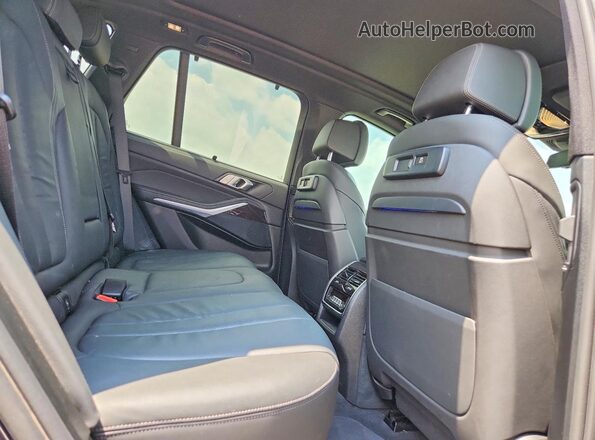 5UXCR4C0XLLW63289 2020 BMW X5 Серый Вид задней части салона