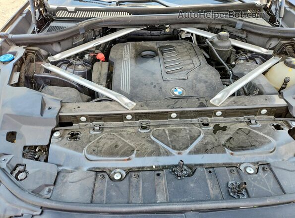 5UXCR4C0XLLW63289 2020 BMW X5 Серый Вид подкапотного пространства