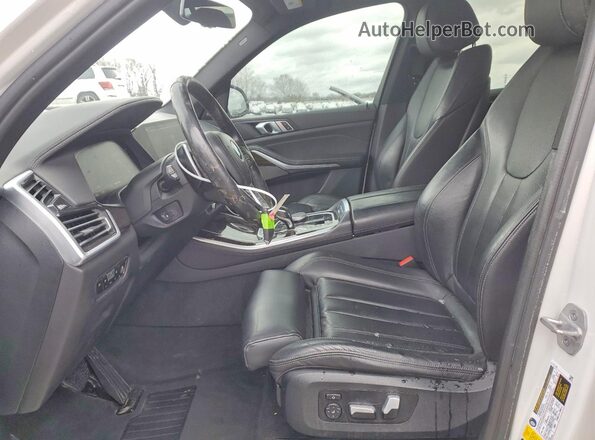 5UXCR6C01M9E97564 2021 BMW X5 White წინა სალონის ხედი