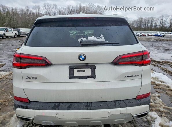 5UXCR6C01M9E97564 2021 BMW X5 White უკანა ხედი