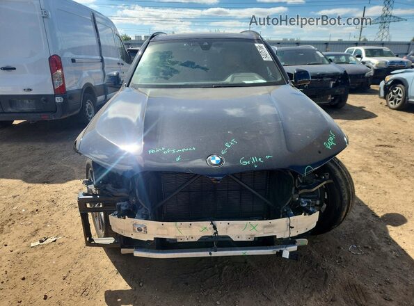 5UXCR6C01N9K61530 2022 BMW X5 Black Front view
