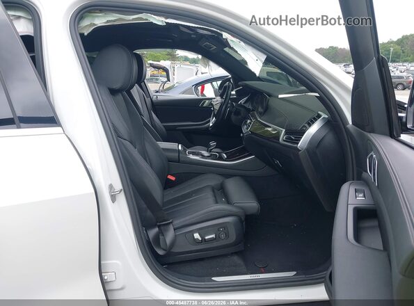 5UXCR6C03L9B79699 2020 BMW X5 White Widok wnętrza z przodu