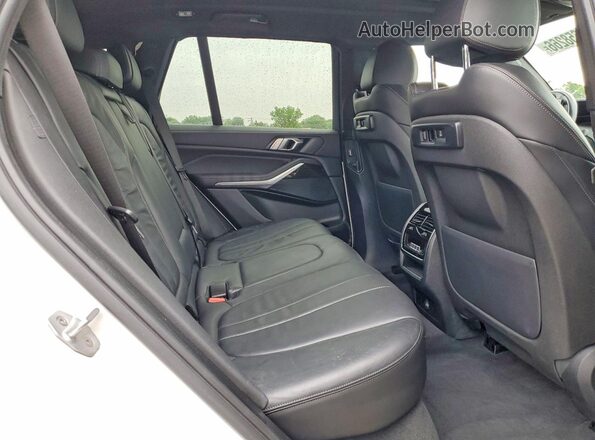 5UXCR6C03L9B99287 2020 BMW X5 Белый Вид задней части салона