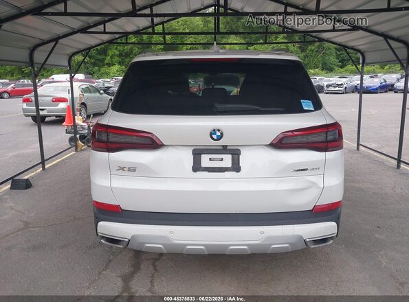 5UXCR6C03P9P26568 2023 BMW X5 White 