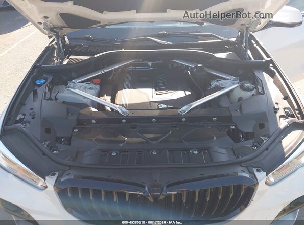 5UXCR6C04N9L11529 2022 BMW X5 Белый Вид сзади