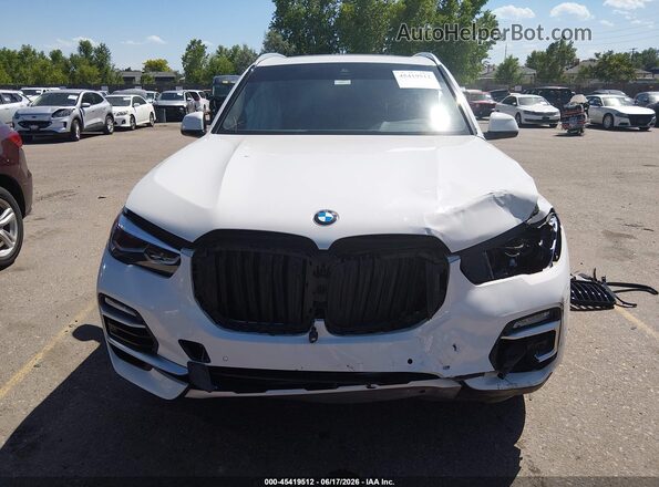 5UXCR6C06L9B72536 2020 BMW X5 White Widok wnętrza z tyłu