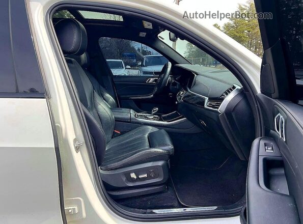 5UXCR6C07LLL75726 2020 BMW X5 White Вид спереду