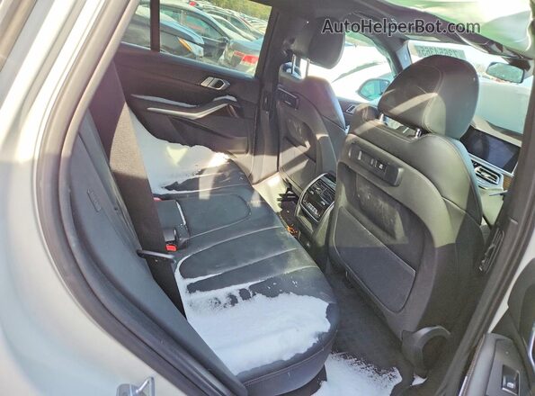 5UXCR6C08L9B49579 2020 BMW X5 Белый Вид задних сидений
