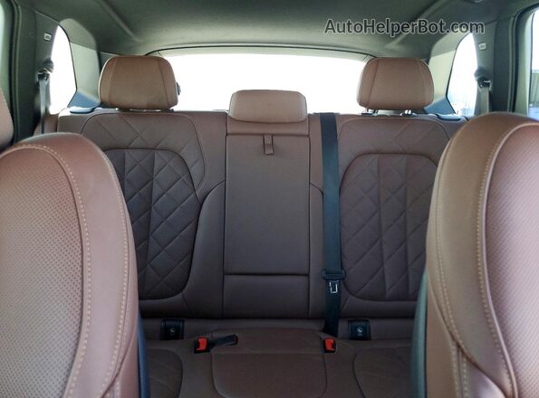 5UXCR6C08P9P49425 2023 BMW X5 White Rear seats view