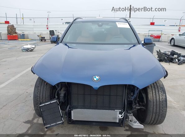5UXCR6C09N9L99655 2022 BMW X5 Dark Blue Vista interior trasera
