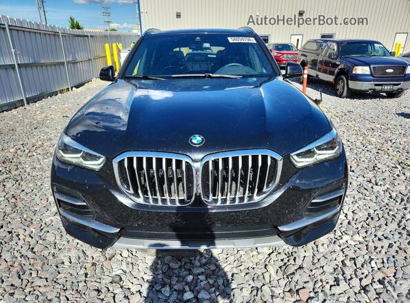 5UXCR6C0XP9R85140 2023 BMW X5 Black Front view