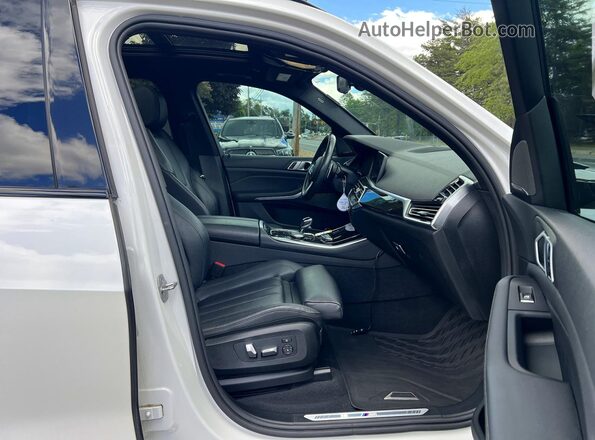 5UXCR6C56KLL21134 2019 BMW X5 White 