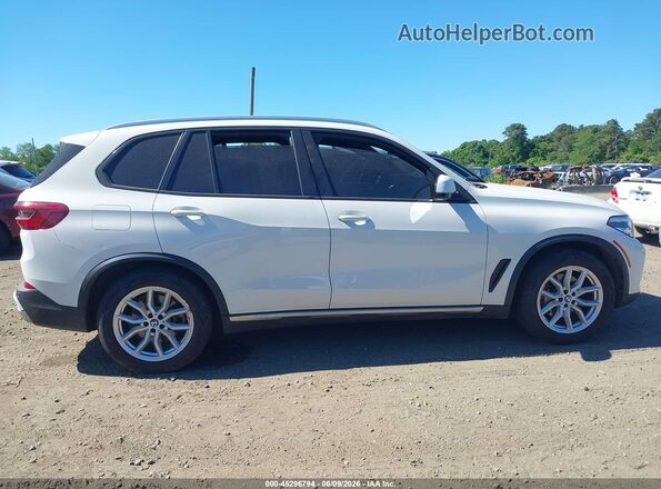 5UXCR6C56KLL53114 2019 BMW X5 White Սալոնի հետևի տեսք