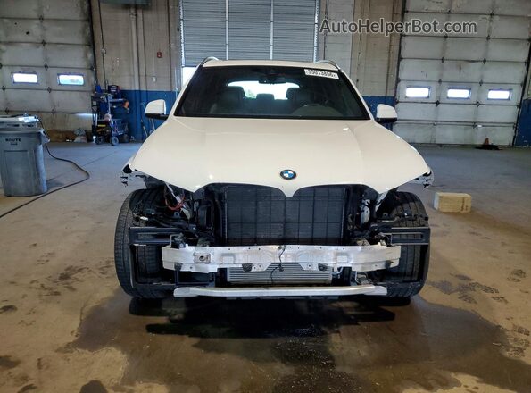 5UXCR6C58KLL11897 2019 BMW X5 White Front view