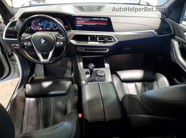 5UXCR6C58KLL11897 2019 BMW X5 White Dashboard view