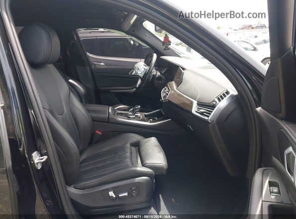 5UXCR6C58KLL52336 2019 BMW X5 Black Front interior view